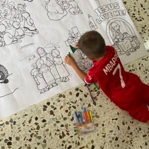 Giant coloring roll